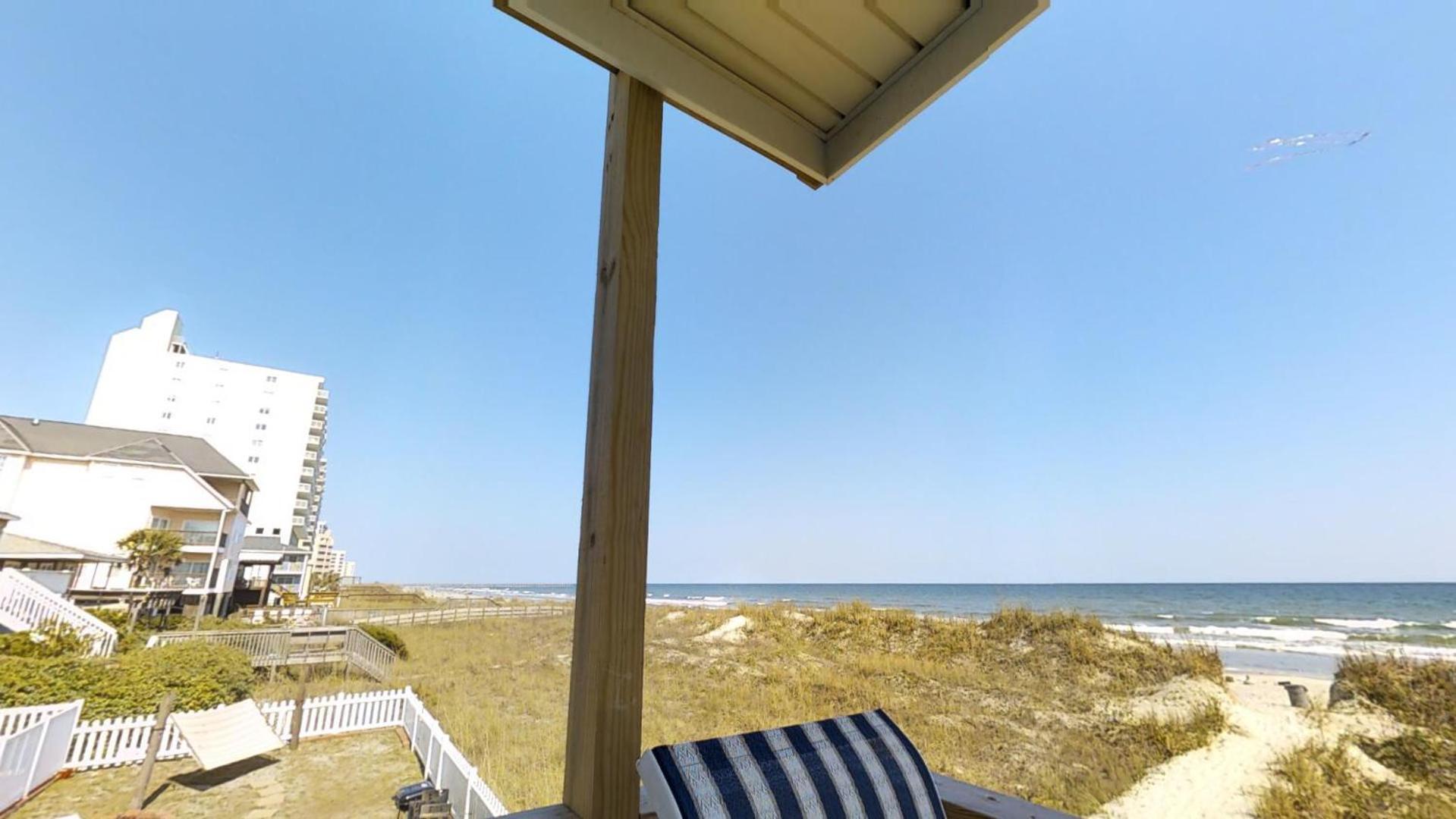 Beachmaster Unit 107 In Cherry Grove Is An Oceanfront Condo 默特尔比奇 外观 照片